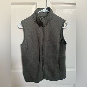 LL Bean Vest, size XS, olive green